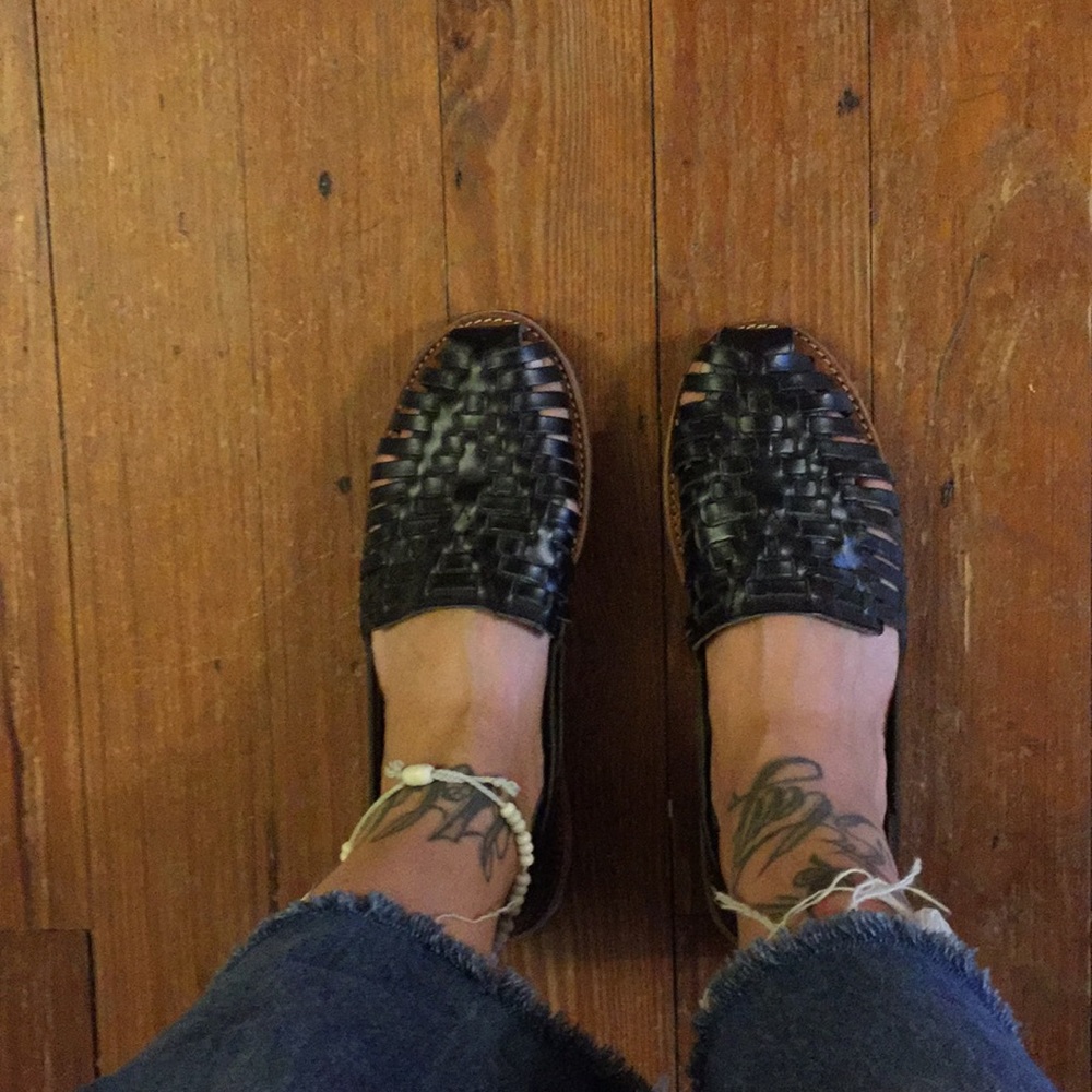 Toms huaraches